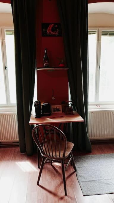 Sahara Studio With Shared Bathroom In City Centre ブラチスラヴァ エクステリア 写真