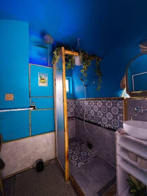 Sahara Studio With Shared Bathroom In City Centre ブラチスラヴァ エクステリア 写真